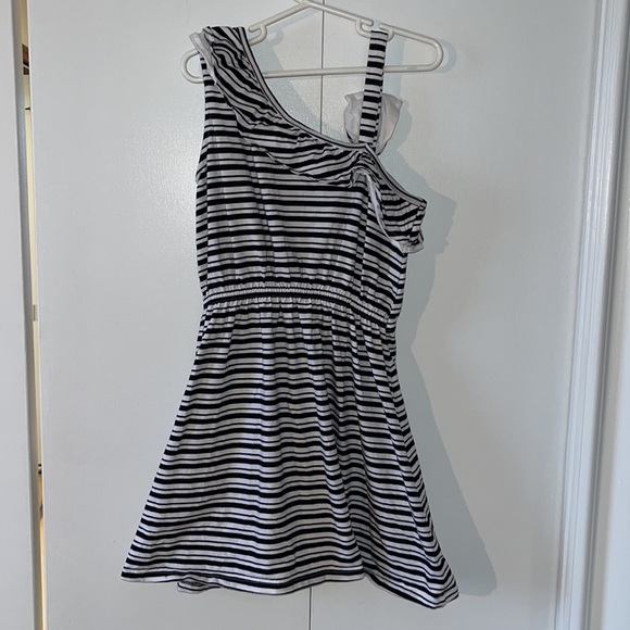 ABS Kids Dress 8 - Picture 4 of 6